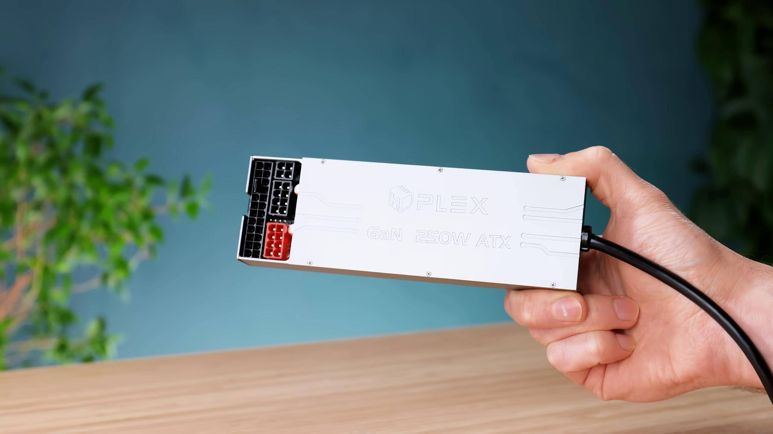 diy达人动手改造ps5:尺寸更小且自带屏幕的ps5平板_perks_主机_体积