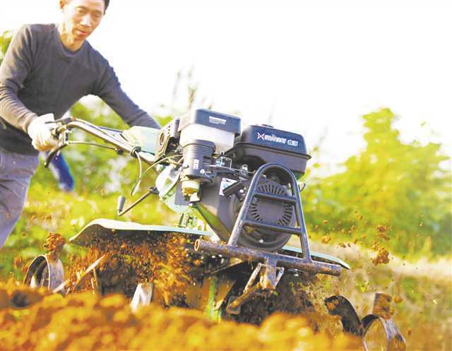 "微耕机之都"如何再挑丘陵山区"铁牛"大梁_农机_威马_重庆