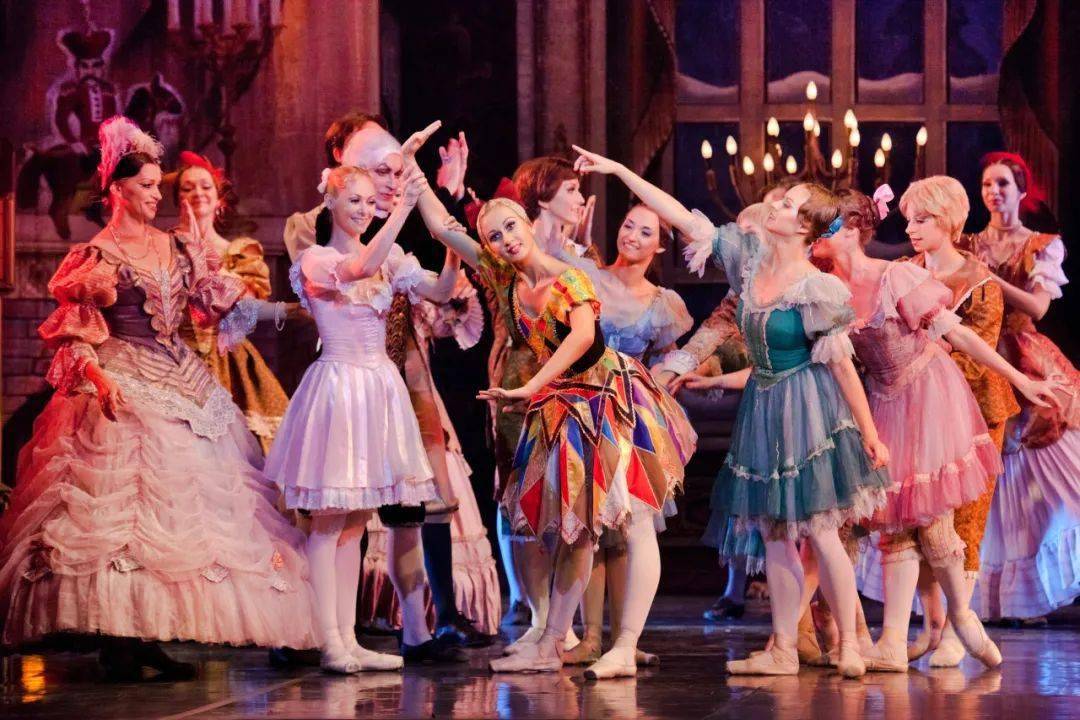 今日开票 | 芭蕾舞剧《胡桃夹子》魔法与冒险即将梦幻启程_克拉拉