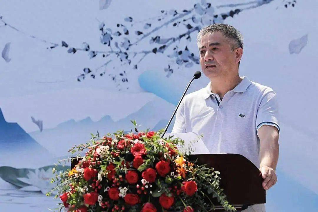 56岁央视著名总导演突然死亡,官方2字披露死因,最后露面照流出_楼建军