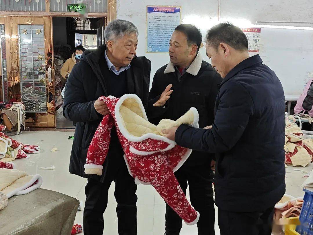 在夏邑调研期间,李刚会长一行应夏邑县罗庄镇党委书记姬志强邀请,到