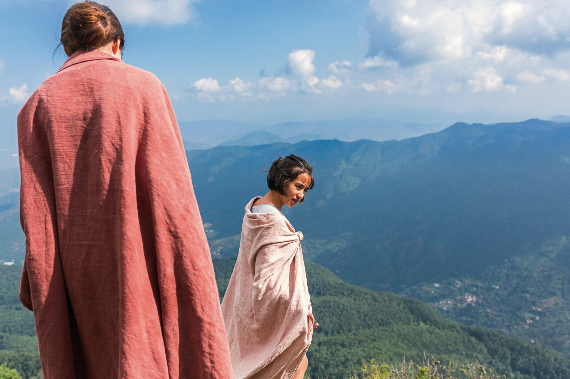 看展览|拍摄崔健的人像摄影师肖全,出新作"高山""冷月"_叙事_作品