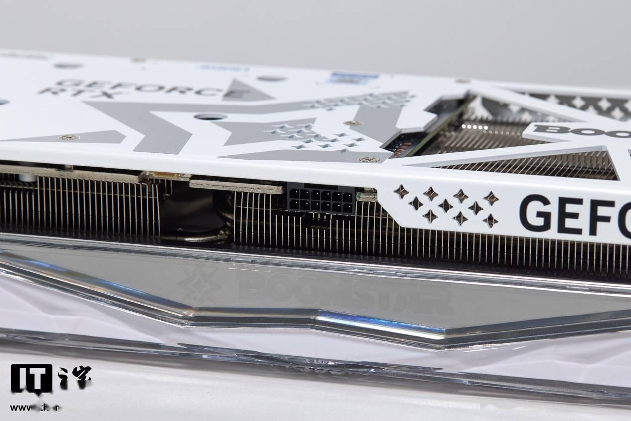 【it之家开箱】影驰 geforce rtx 4070 ti super 星曜 oc 显卡图赏:身