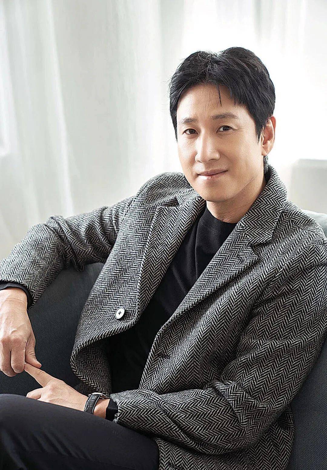 李善均调查文件外流 警方搜d社扣押记者电脑_媒体_质疑_人士