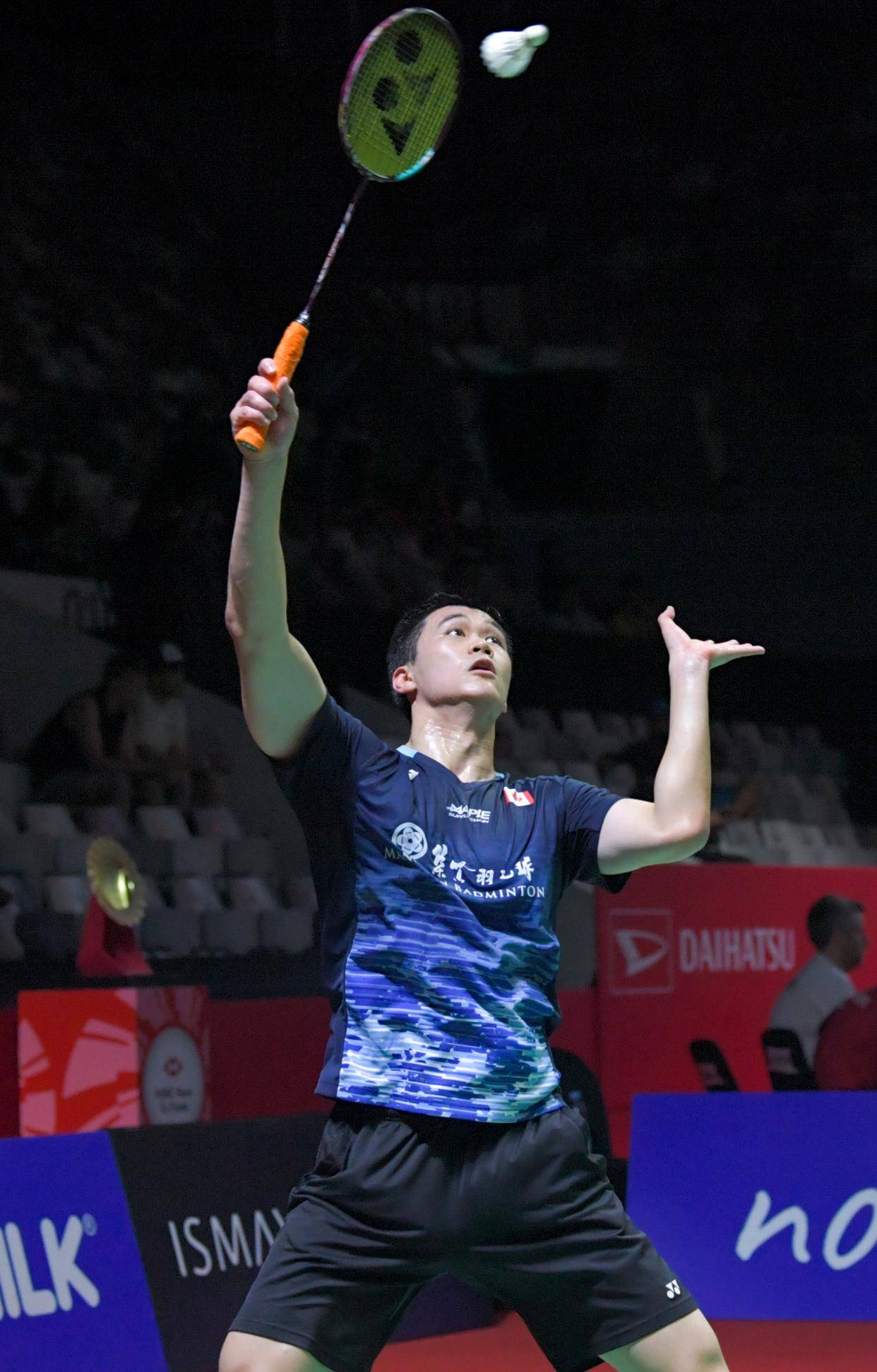 羽毛球——印尼大师赛:李诗沣止步首轮_杨灿_新华社_徐钦