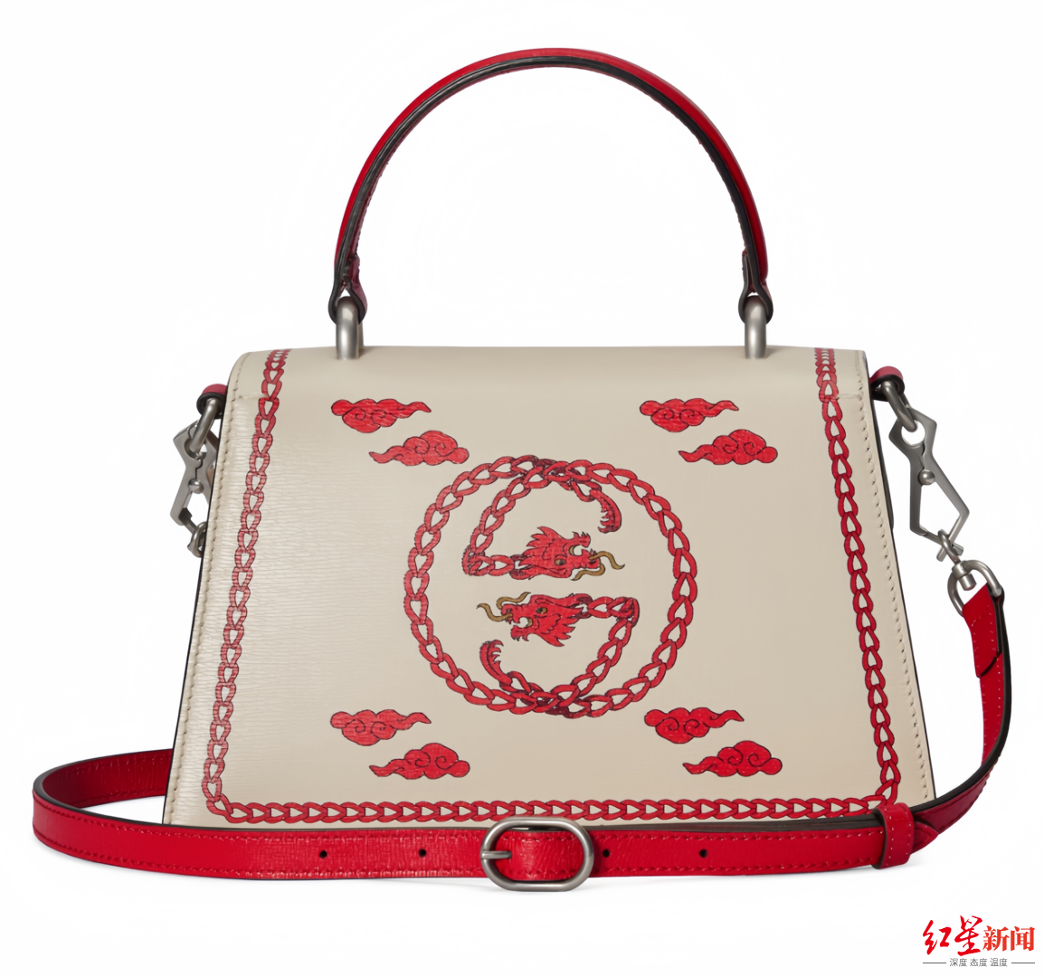 日前,gucci发布2024中国新年系列,带来运动鞋,羊毛披肩,衬衫,卫衣