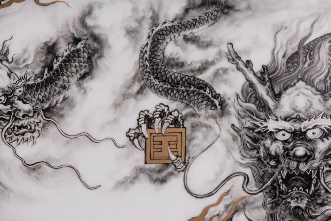 紫韵天成 | 2023允臧斋艺术秋季拍卖会—郑浪·宜景窑· 九龙戏珠茶盘