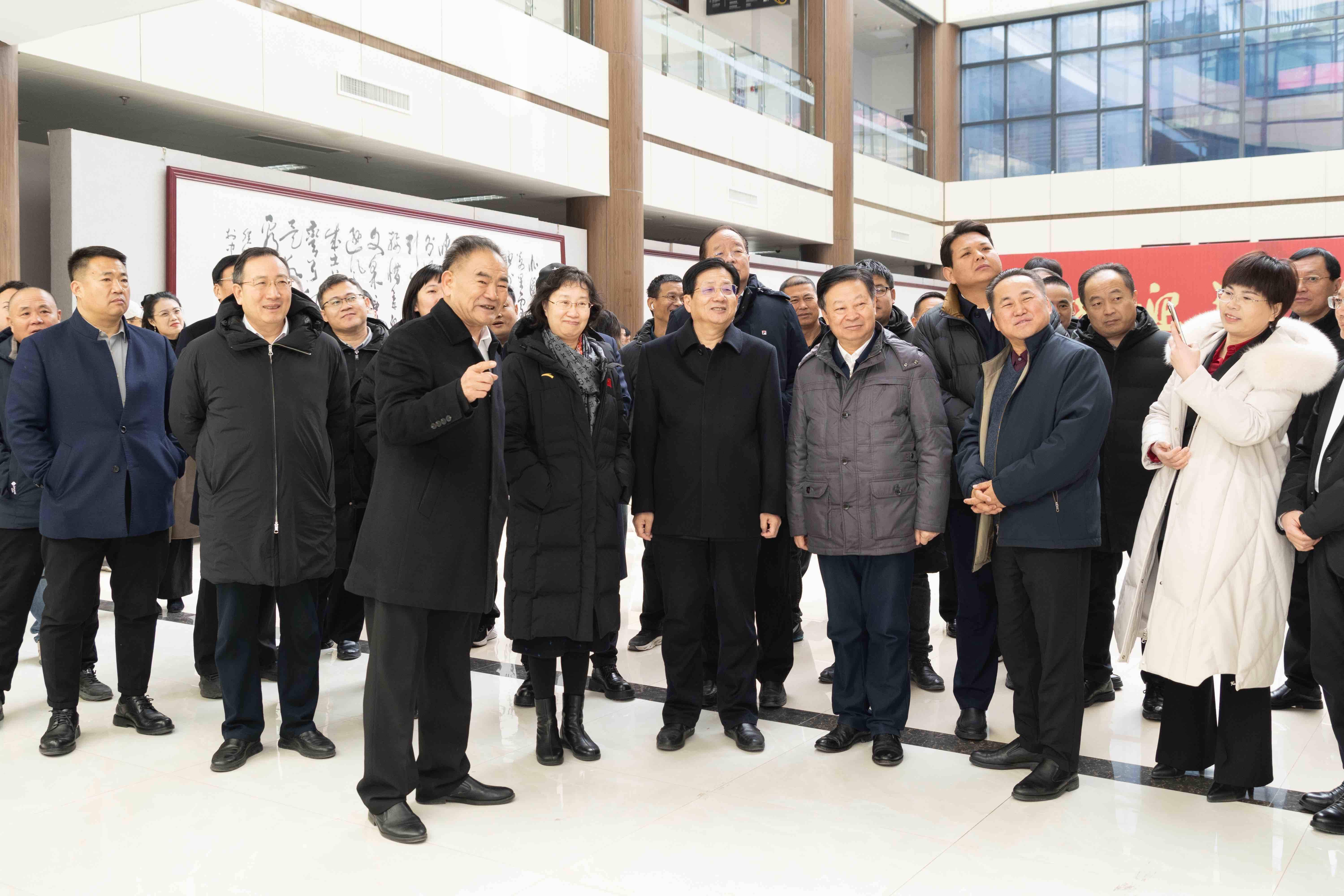 "百龙迎春"王渭田书法艺术展启动仪式在历城区美术馆举办_活动_文化