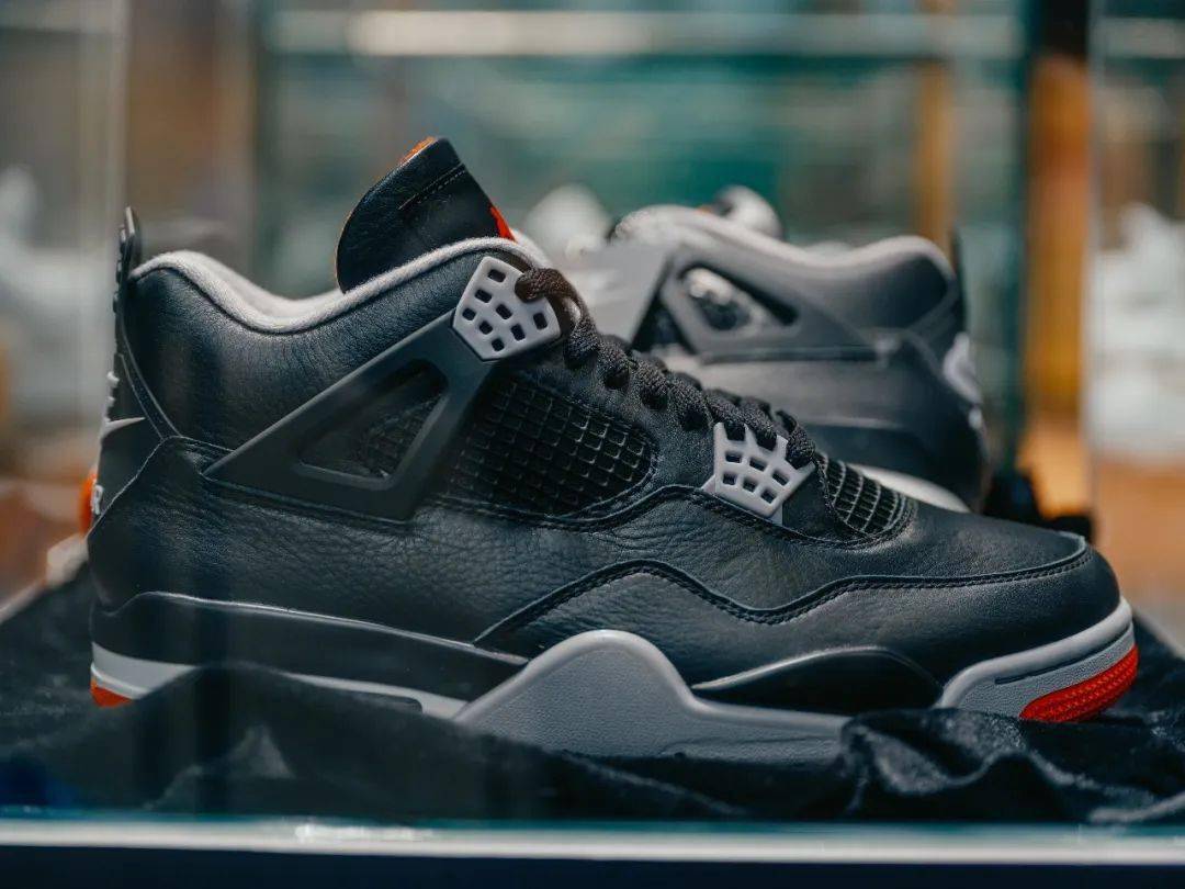 鞋盒里的记忆 · air jordan 4 retro "bred reimagined"|soar 主题