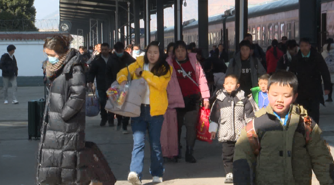 昭通市2024年春運啟動_旅客_火車站_售票