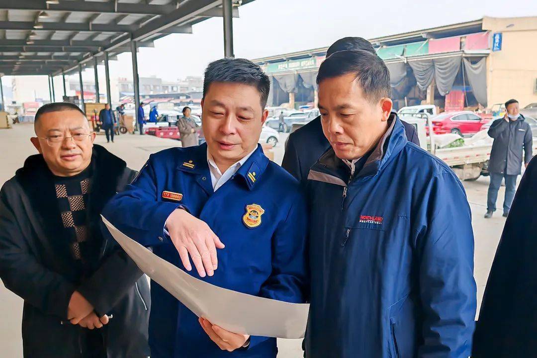 十堰市副市长罗耀华带队开展商贸领域消防安全督导检查