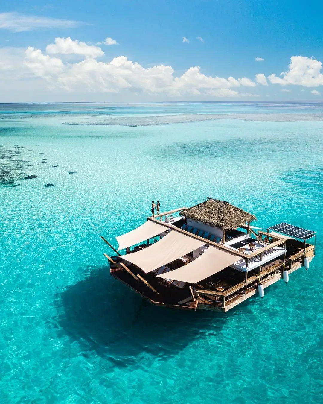 去楠迪岛沙巴马尼亚湿婆庙感受神秘魅力,探访土著村庄来一次泥浆浴,吃