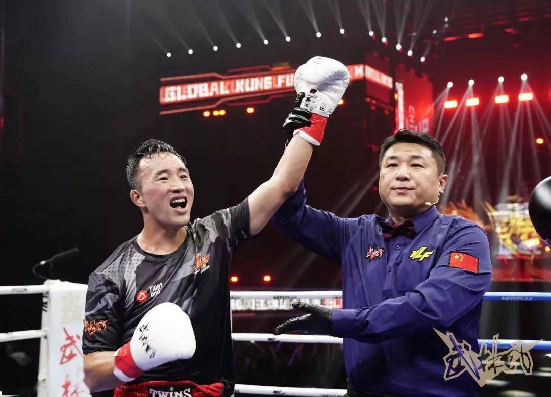 江西一高校教师获世界冠军!