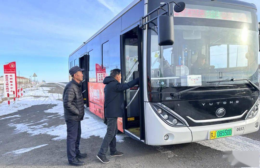 67集宁区:"两代表一委员"听民声 化民意 解民忧_群众_南洼村_基层