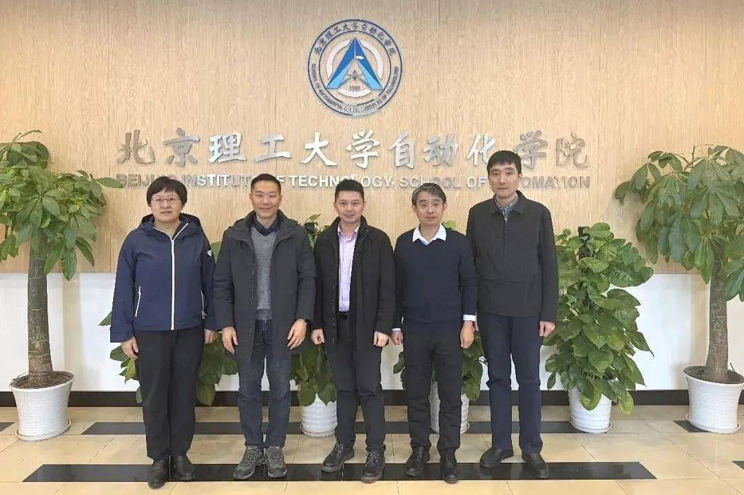 校领导看望慰问留校工作人员_杭电_自动化_竞赛