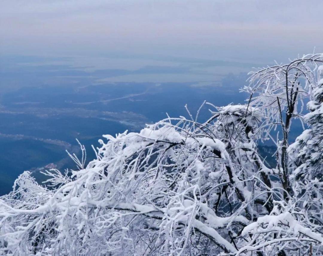 2022庐山雪景图片图片