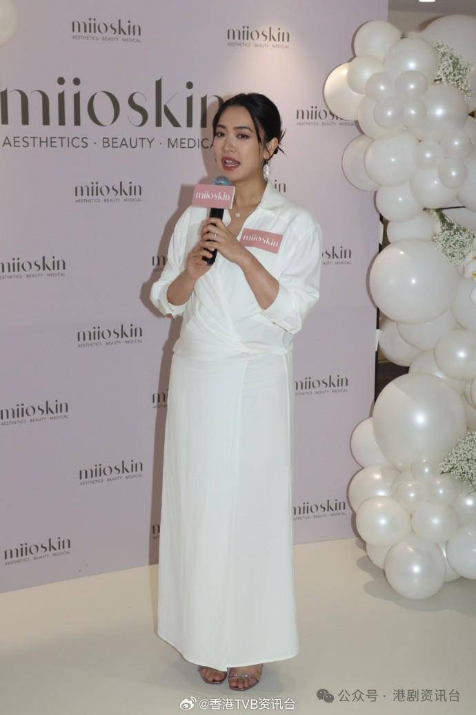 怀孕六个月惊喜现身!35岁朱千雪挺巨肚现身依然省镜