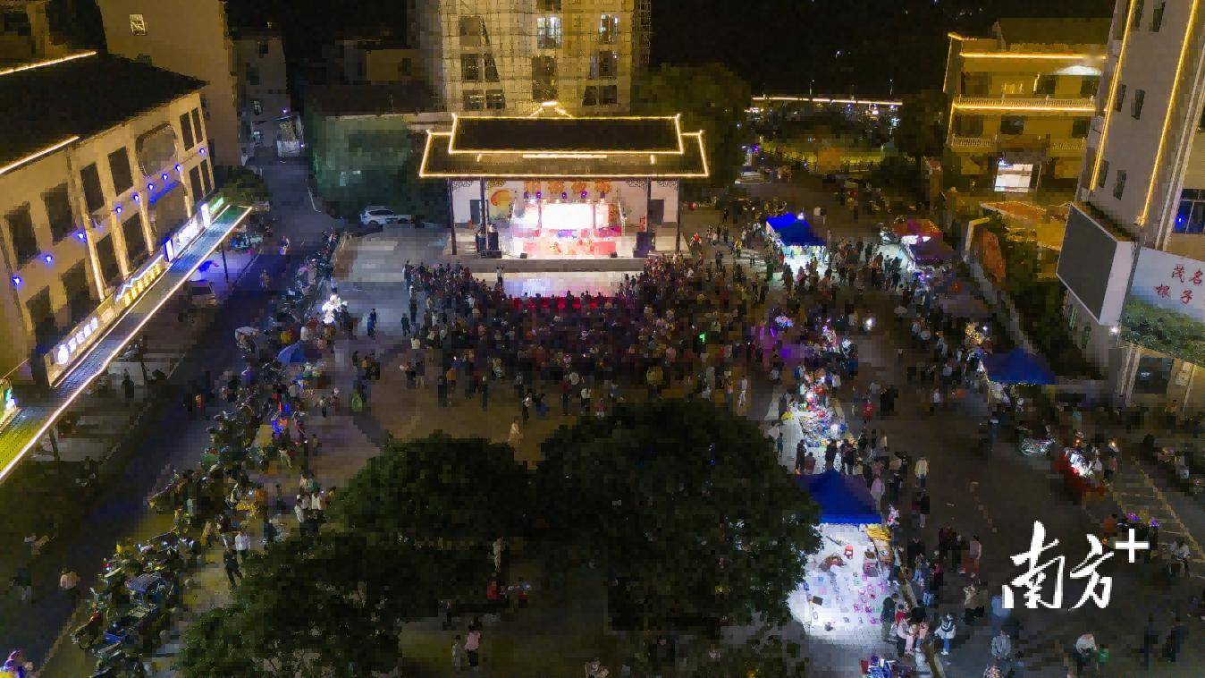 暖暖人间烟火气!高州市根子镇柏桥夜市迎春开市