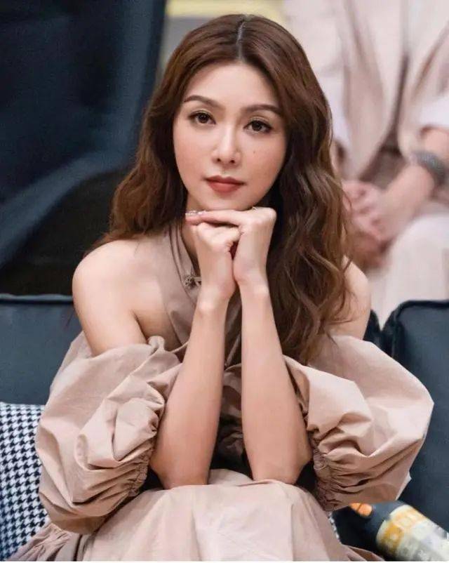 40岁薛凯琪,逆龄童颜获网友大赞,3大饮食秘诀 瘦身餐单大公开!