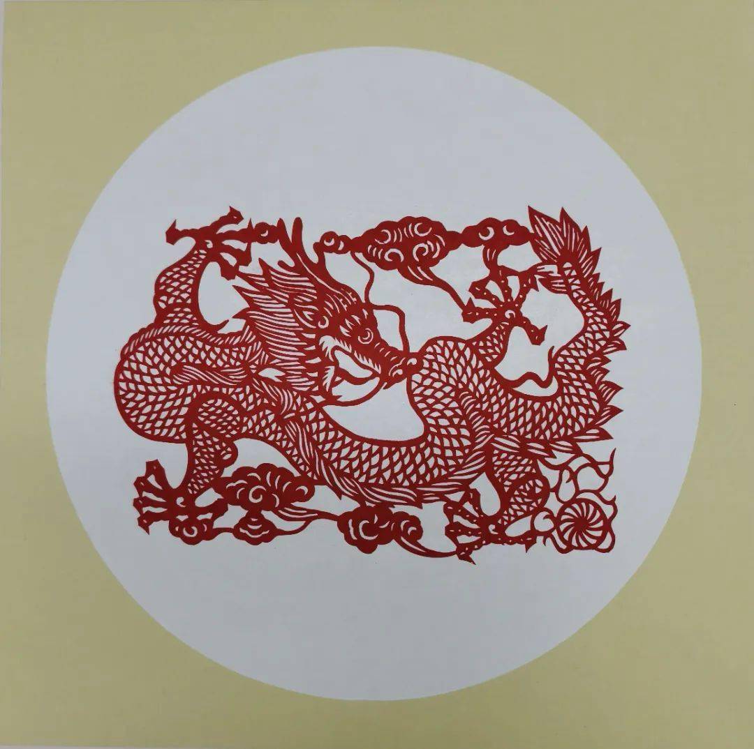 "我家的窗花"——二十中学学生剪纸迎春作品展