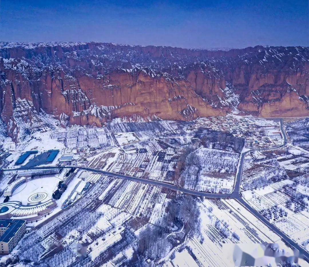 【白银文旅】甘肃景泰龙湾黄河石林银装素裹分外妖娆_国家_马君_太阳