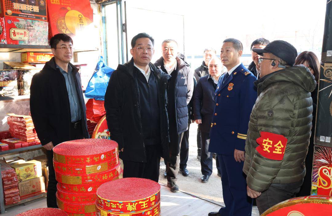 杨大勇高度关注节日期间安全生产工作,在白城市兄弟庆典中心,白城市