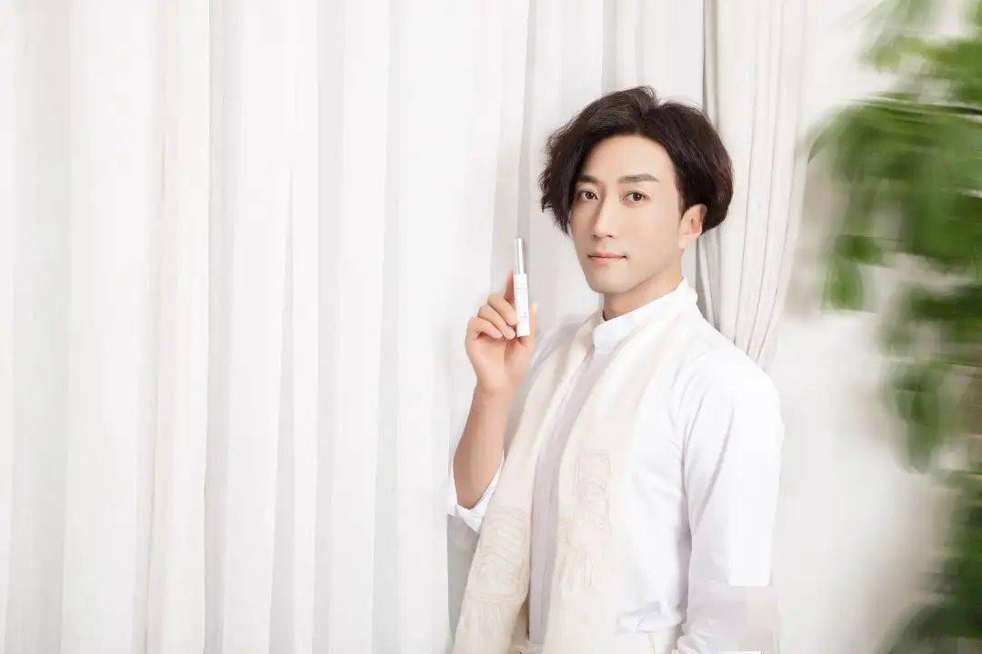 把脸卷的一干二"净"!