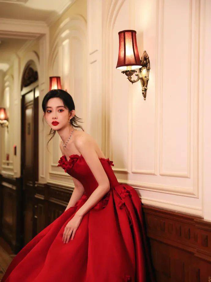 迪丽热巴跑路了?孟子义被分手?陈妍希不管孩子?胡夏?