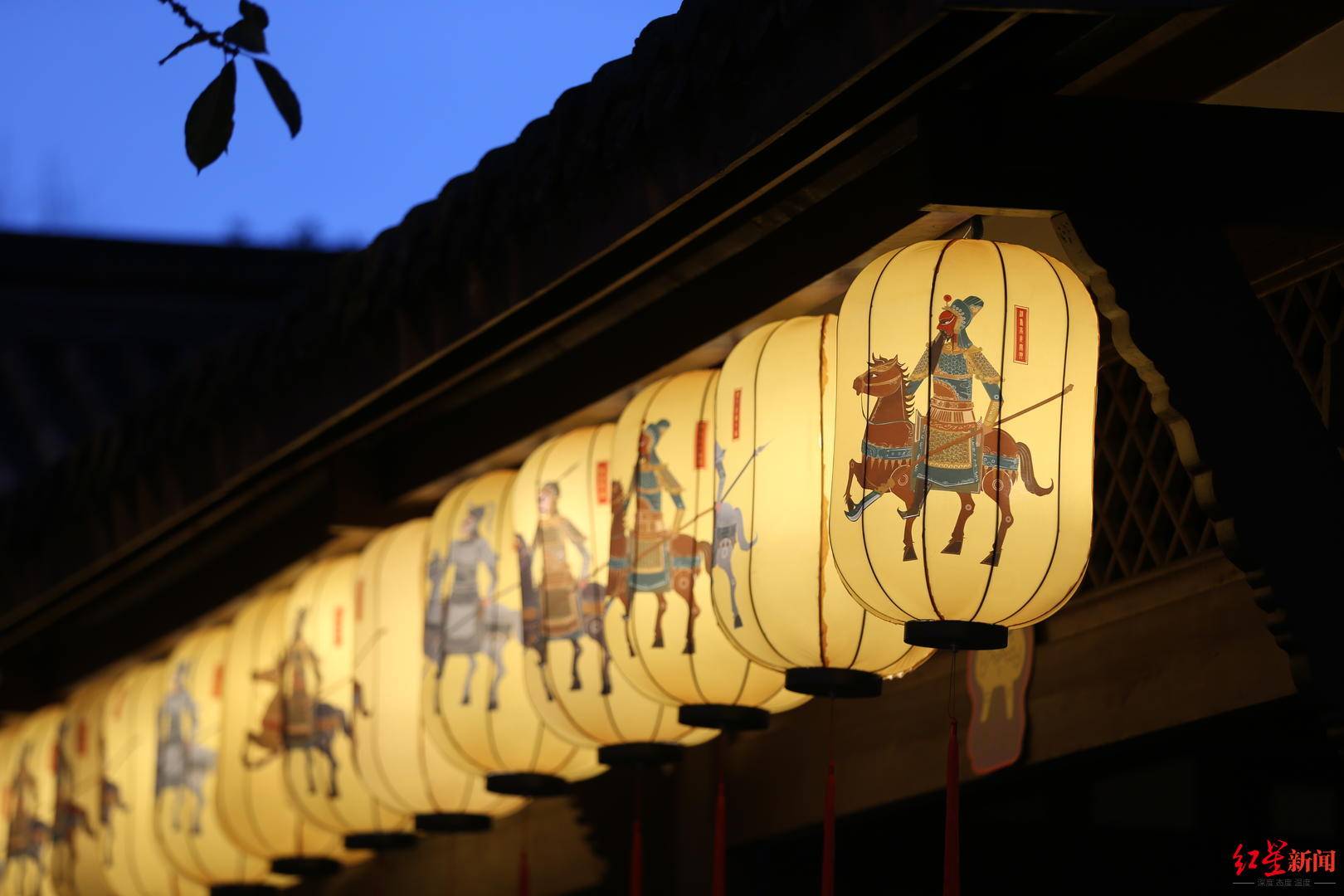 锣鼓响,大门开,喜气盈,年味浓:武侯祠成都大庙会开庙