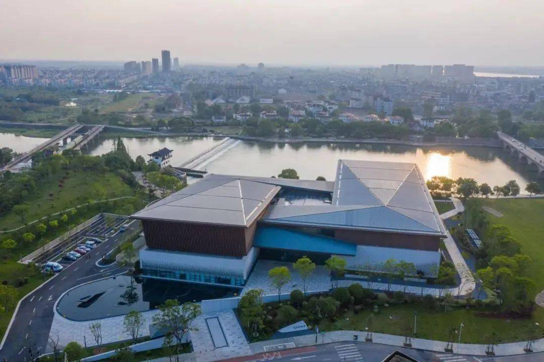 详情请点击:龙年,来龙游县博物馆开启一场寻"龙"奇妙之旅