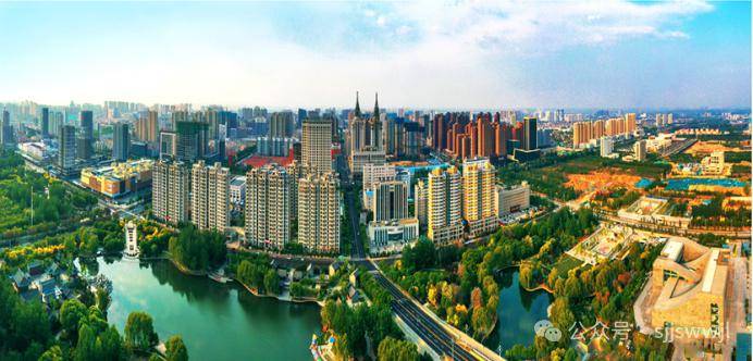 一方面,服务城市群,深化太原晋中一体化发展;另一方面,借力城市群