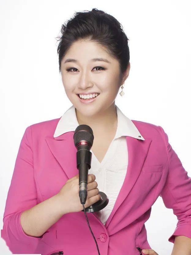 除夕,主持人们为您送上最浓的春节仪式感→_青岛_广播_万户