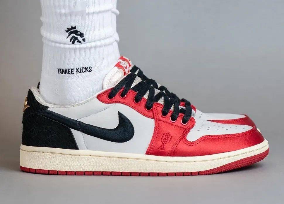 trophy room x aj1特殊鞋盒套装公布!_jordan_乔丹_low