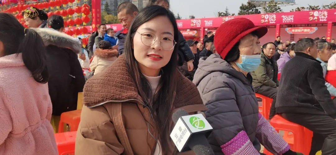 演员 邓子文:演出