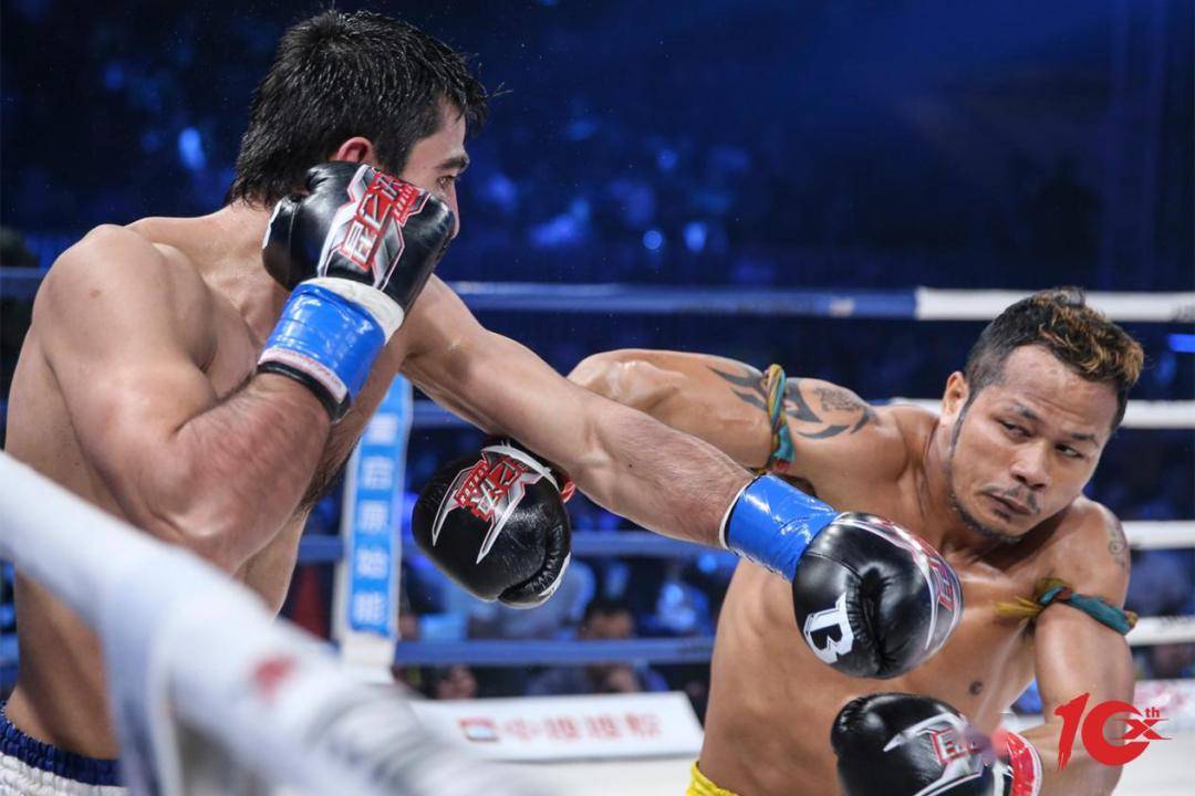决对经典丨关乎泰拳尊严之战,雅桑克莱中扫折服马拉特_比赛_昆仑_格斗