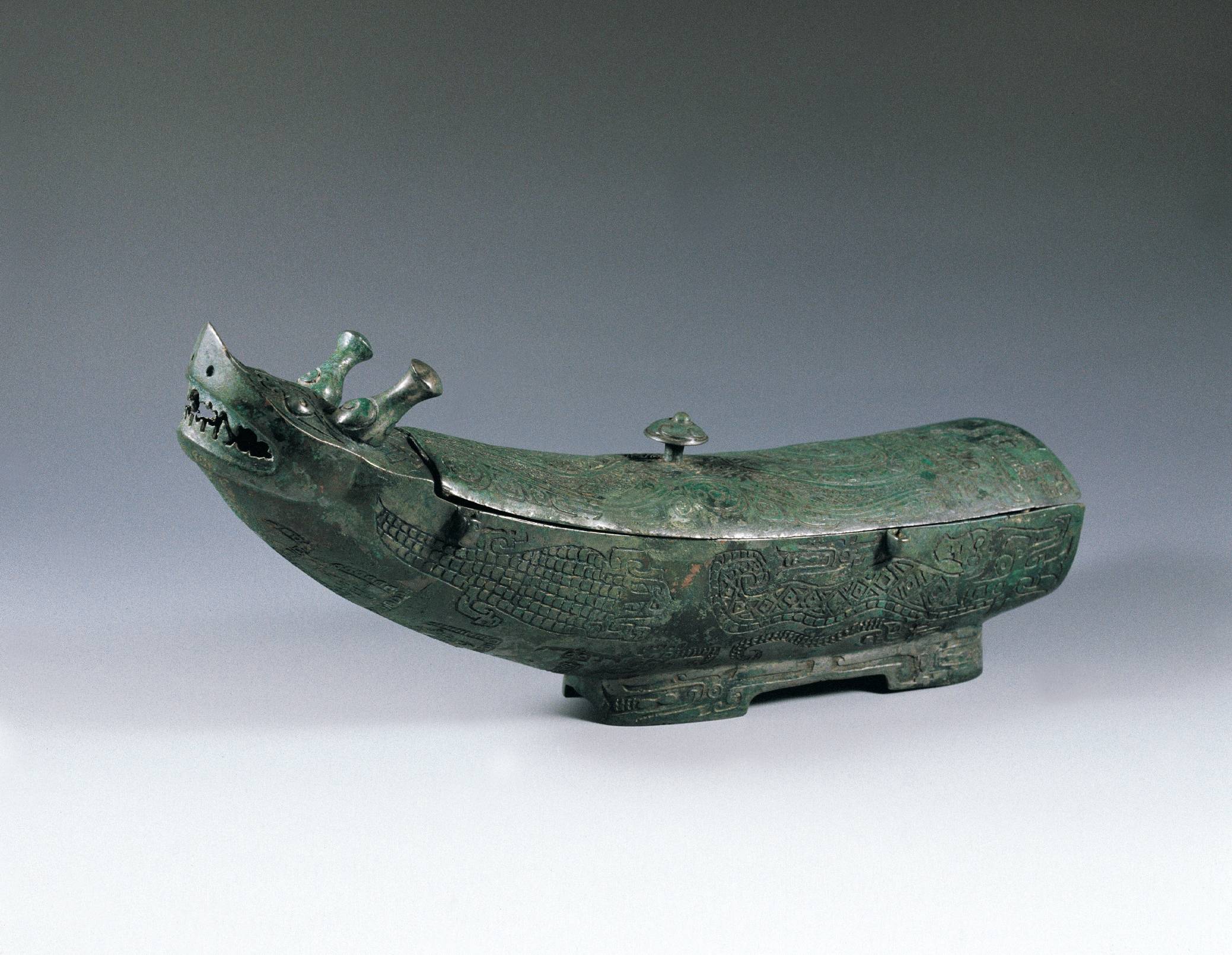 锦绣中国年·龙年说龙|"精美龙":古人喜用"龙装备"喝?