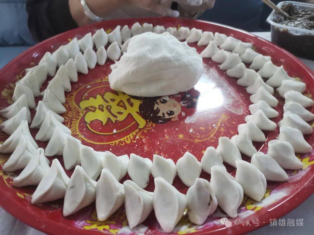 镇雄老乡,你吃三角汤圆了吗?_带着_原文_关家