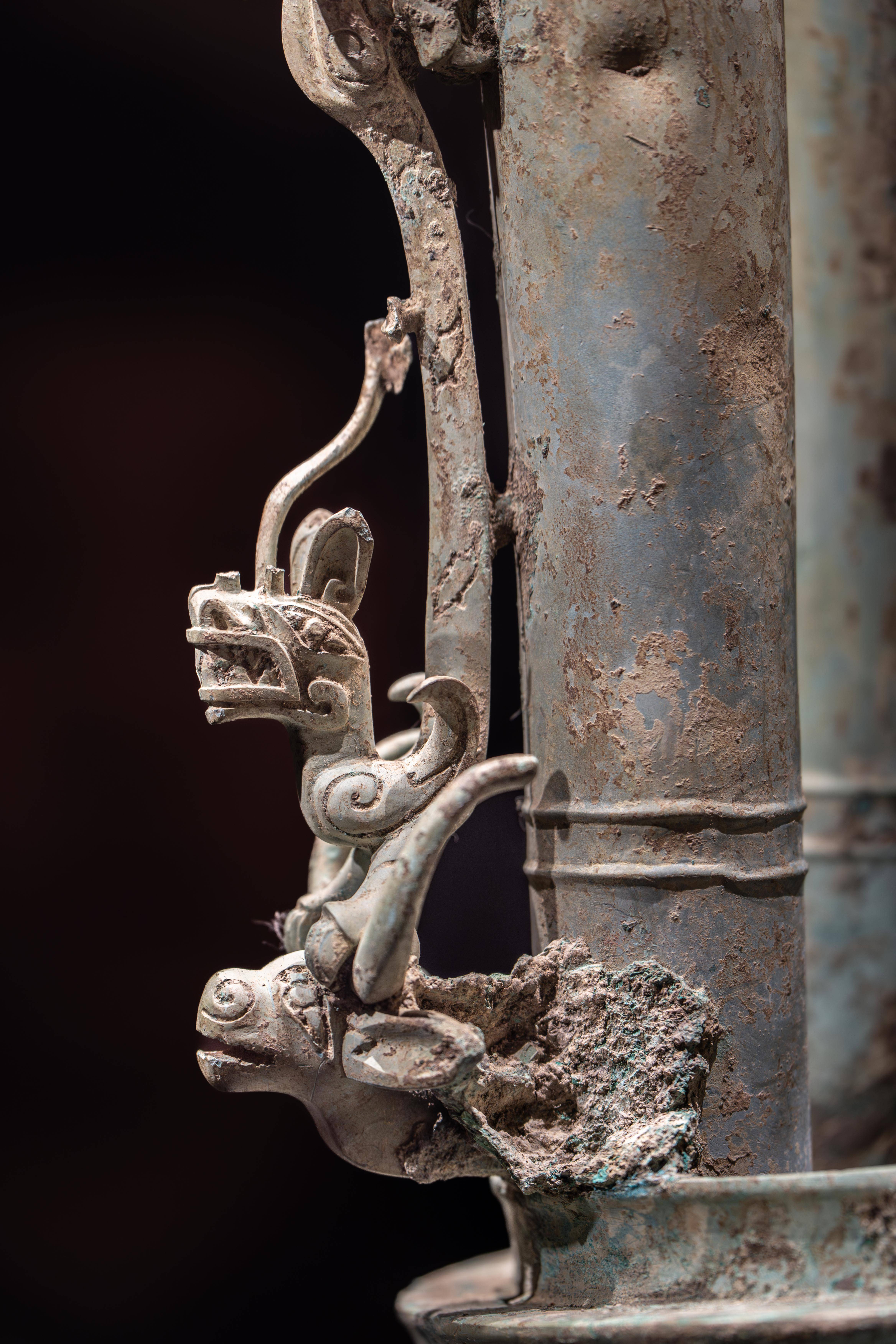 锦绣中国年丨三星堆龙年"寻龙"_新华社_薛晨_青铜器