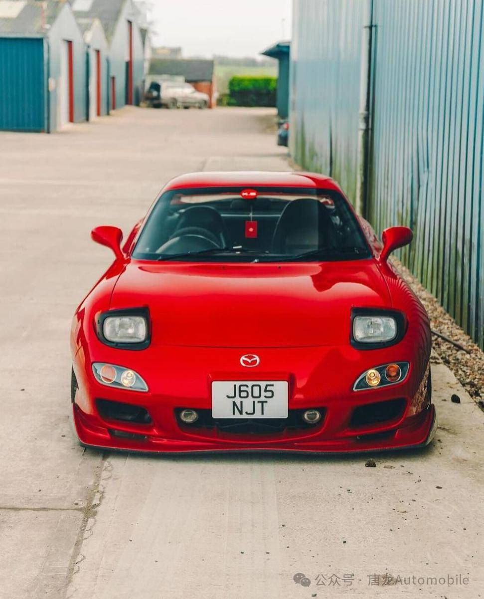 【红色跑车 转子当道】无与伦比的完美之作 塞车不可能的!