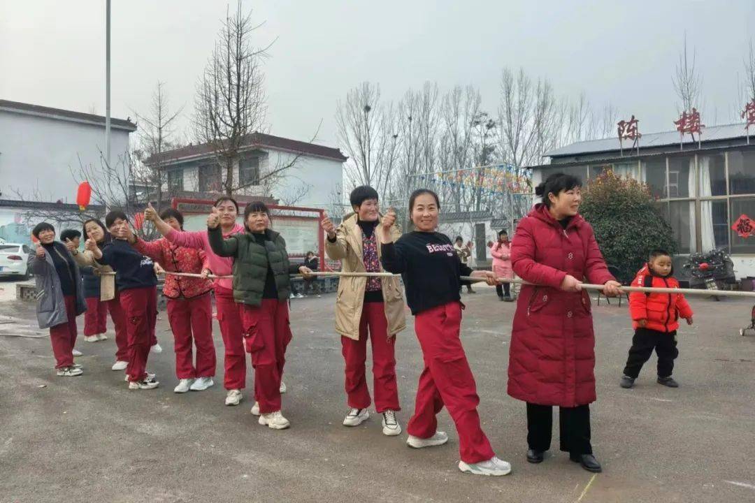 张汪镇陈楼村村民热闹庆新春_趣味_活动_生活