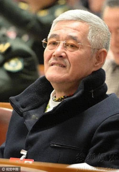 赵本山最新近照曝光,网友惊呼:这是他吗?_照片_喜剧_表演
