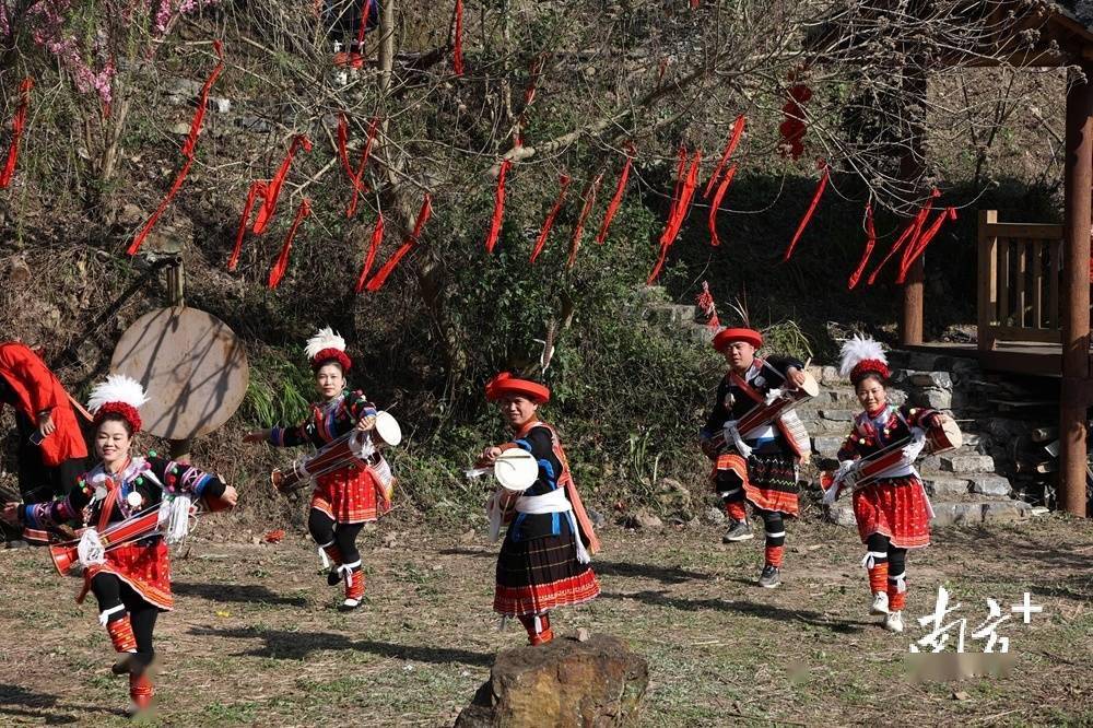 唱山歌"讴莎腰",连南瑶族"情人节"浪漫上演_活动_阿贵