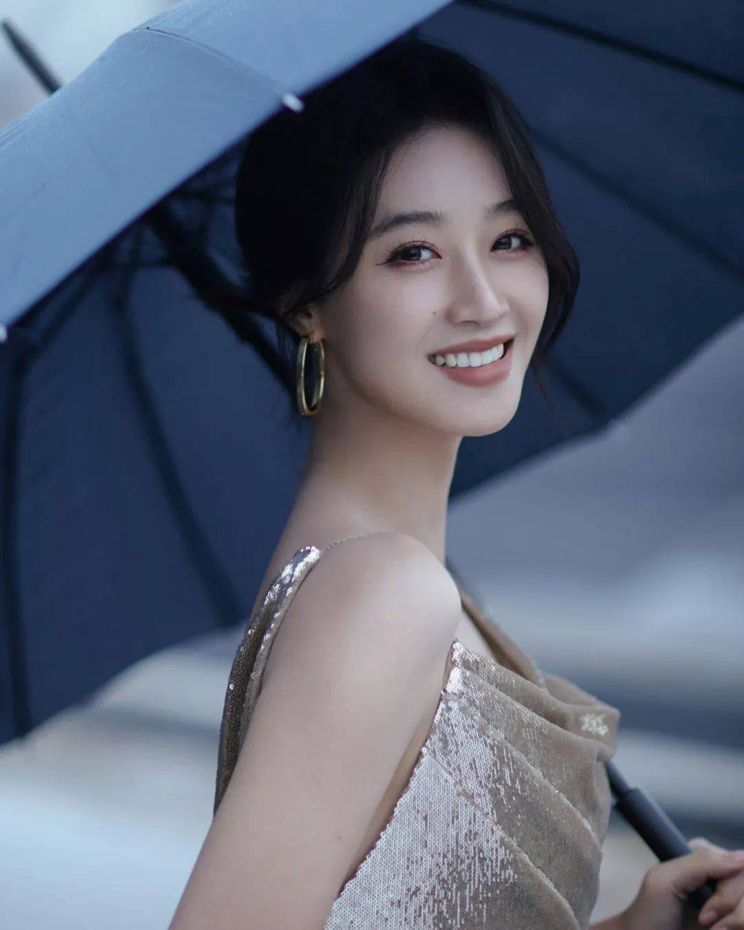 蓝盈莹的微笑唇是整的?其实是这么整的……_嘴角_笑容_嘴唇