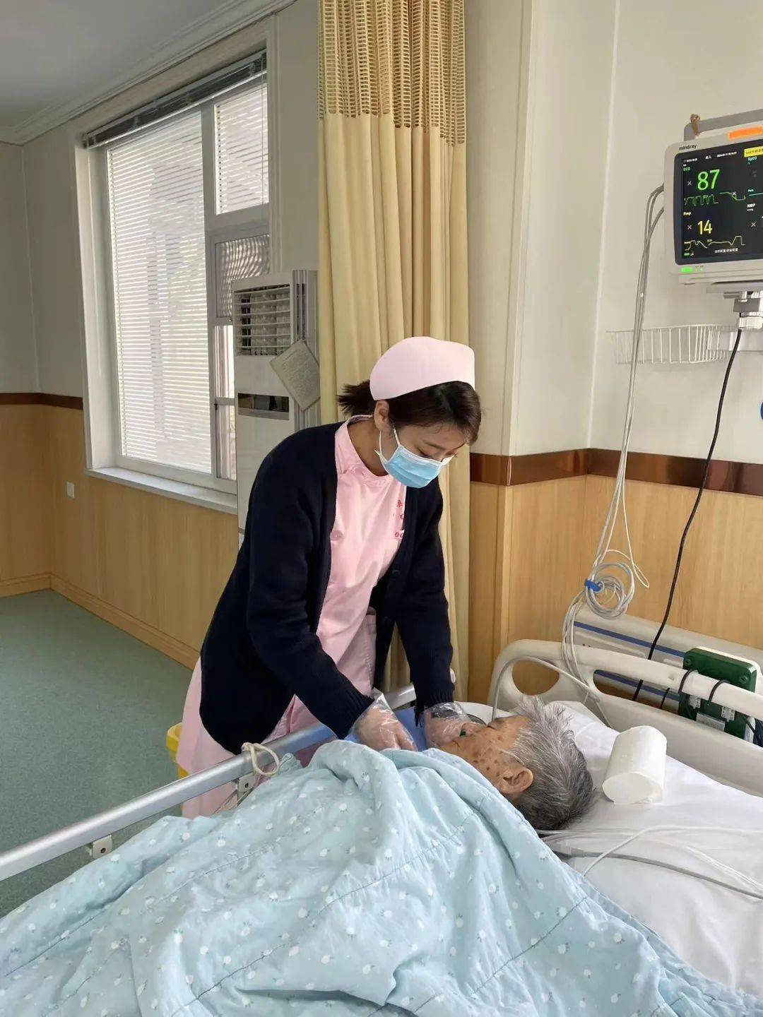 别样春节:见证平凡坚守_患者_病人_医生