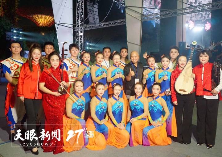 "2024年春节期间,贵州省花灯剧院应邀赴新加坡参加新加坡最盛大,历史