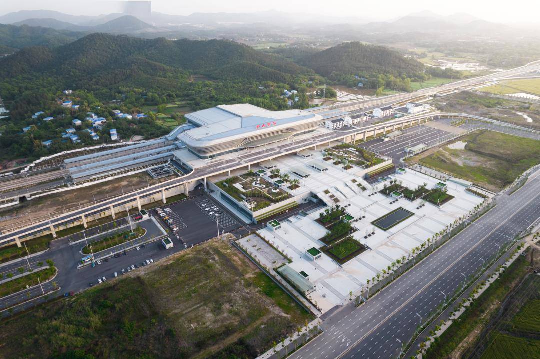 破千亿,高铁新区大建设,百亿项目落地……安庆这个区不得了!