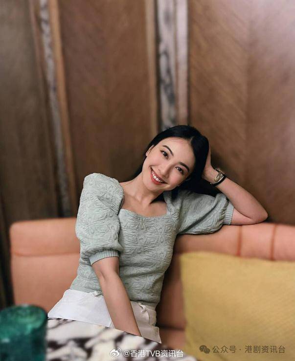 获女皇级待遇大赞丈夫细心_朱千雪_tracy_老公