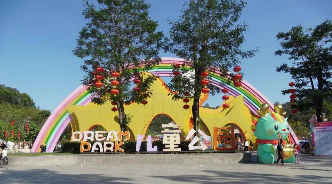 白水带桃花迎春绽放_江门_陈婵_风景