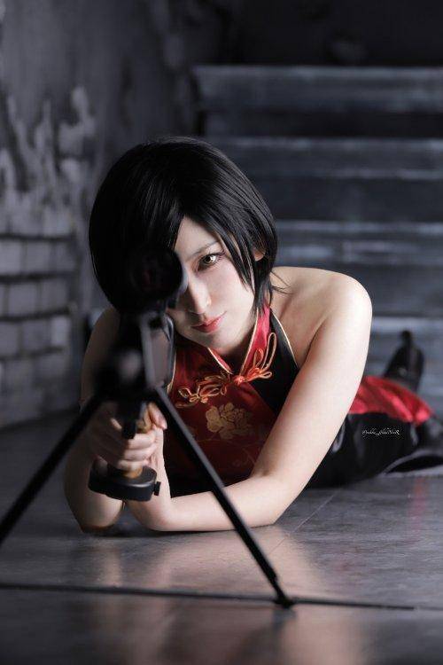 日本小姐姐cos《生化4》艾达王:旗袍黑丝超吸睛_coser_作品_效果