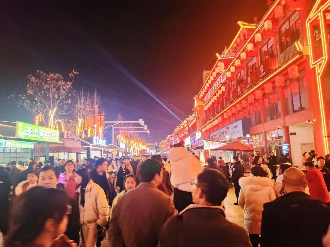 春节假期,武陵不夜城人气满满,热闹非凡～_竹溪_游客_文化